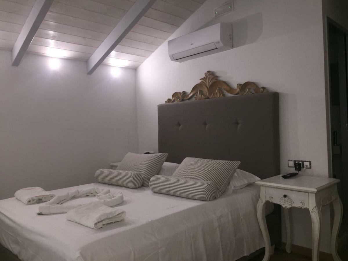 Porto Enetiko Suites Rethymno Exteriör bild