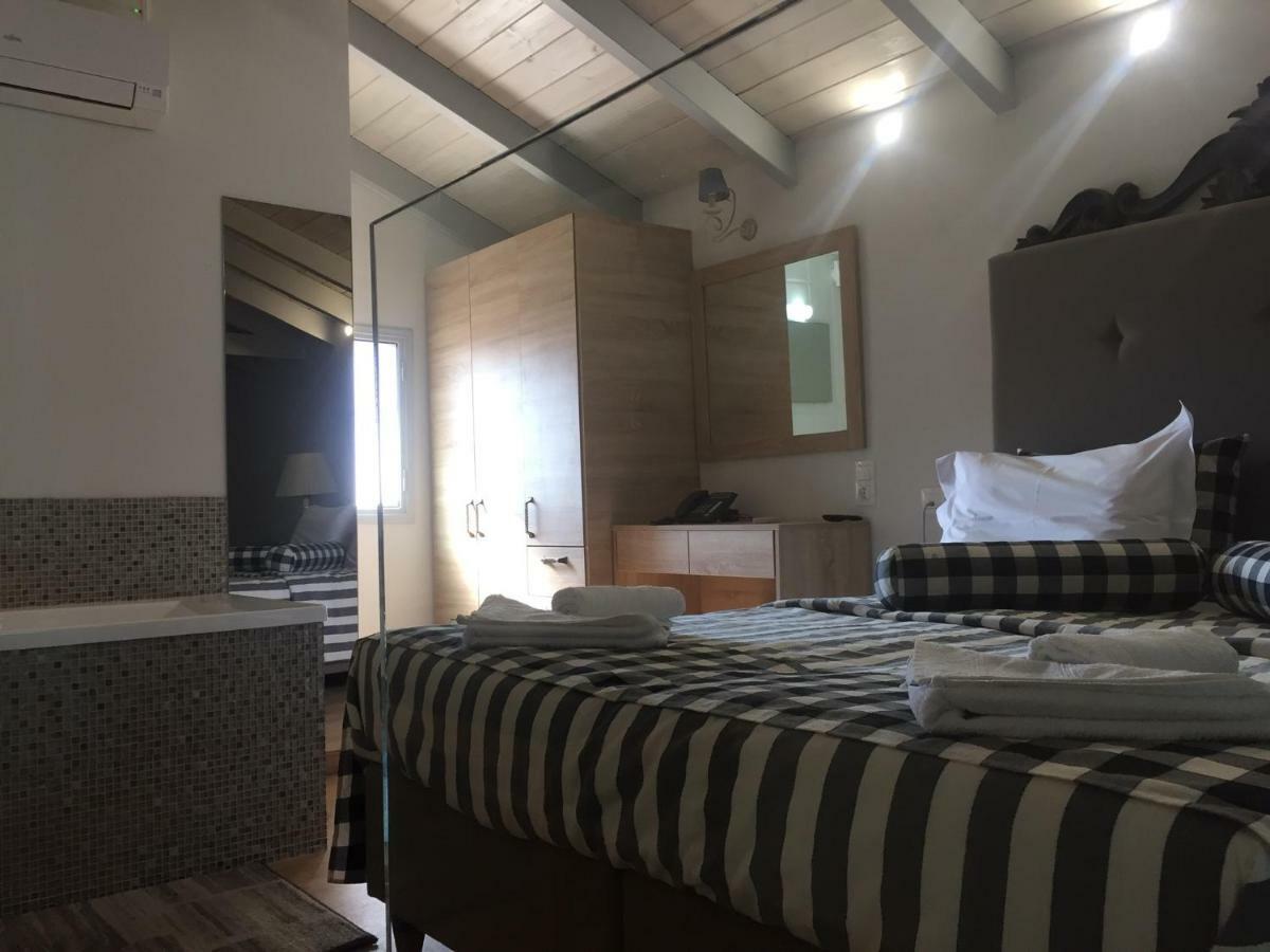 Porto Enetiko Suites Rethymno Exteriör bild