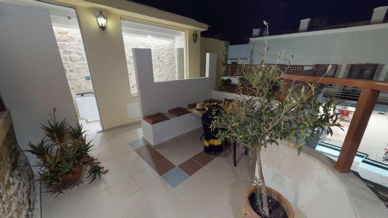 Porto Enetiko Suites Rethymno Exteriör bild